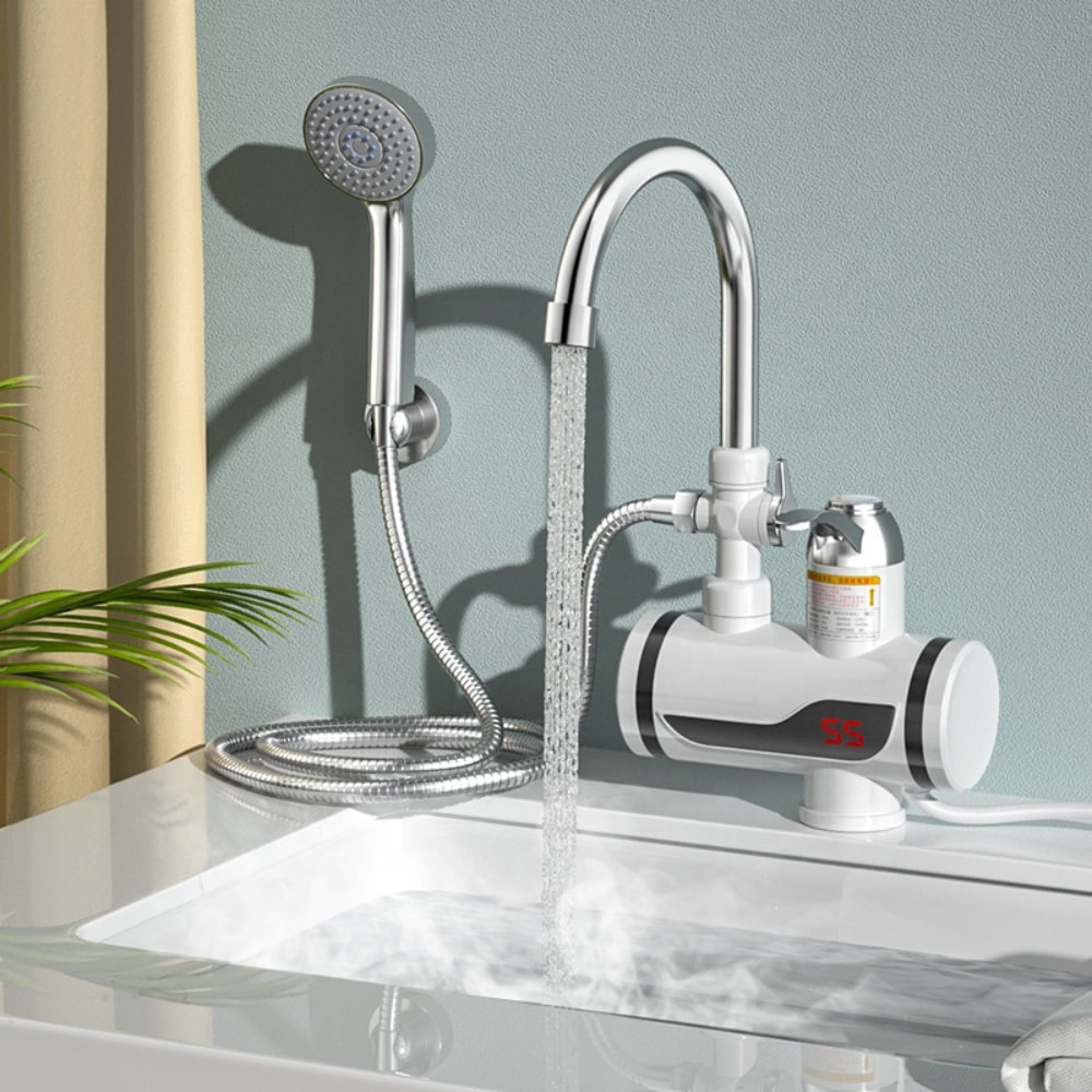 Kraan en douche met ingebouwde verwarming